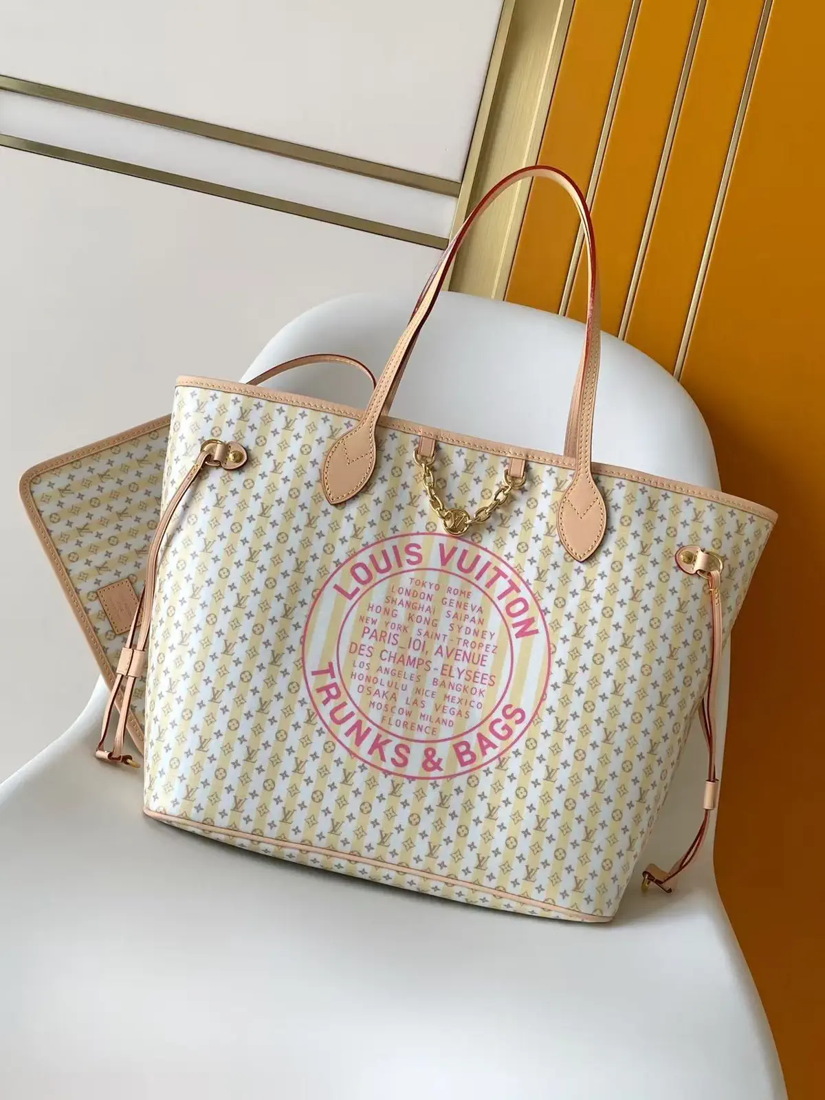 Louis Vuitton Neverfull MM Monogram Tote Bag image 1