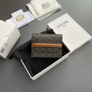 CELINE Triomphe Monogram Card Holder image 1