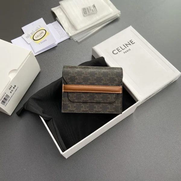 CELINE Triomphe Monogram Card Holder image 1