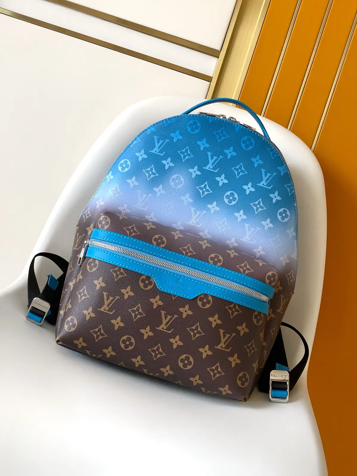Louis Vuitton Monogram Gradient Discovery Small Backpack image 1