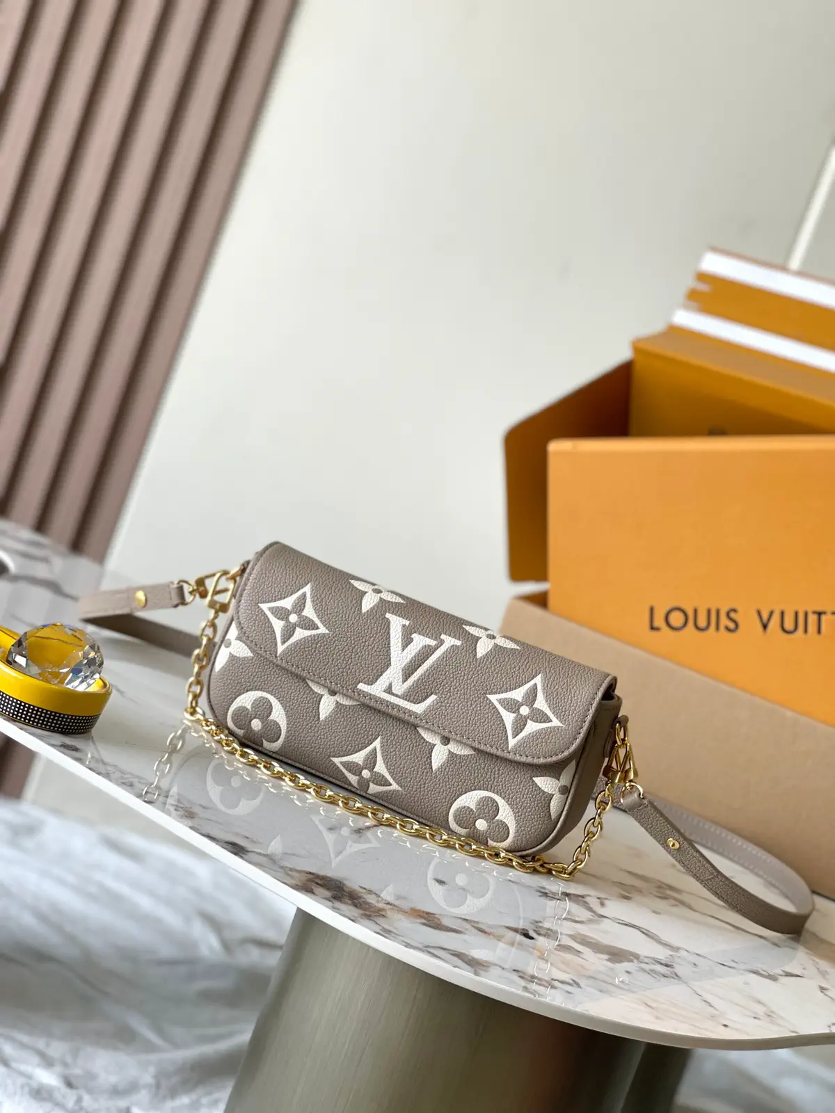 Louis Vuitton Elephant Gray Monogram Wallet On Chain image 1