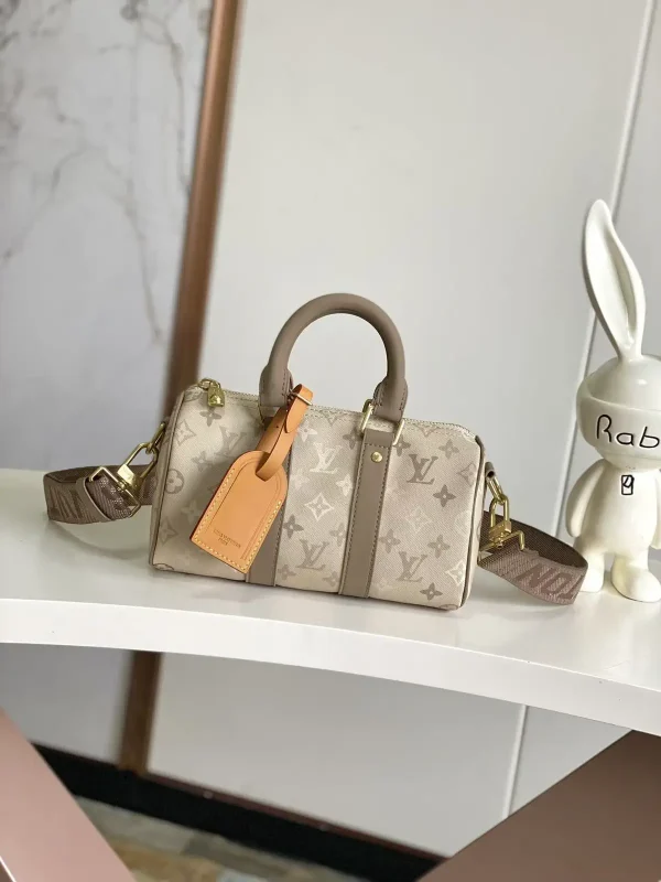 Louis Vuitton Monogram Keepall Bandoulière 25 Duffle Bag image 1