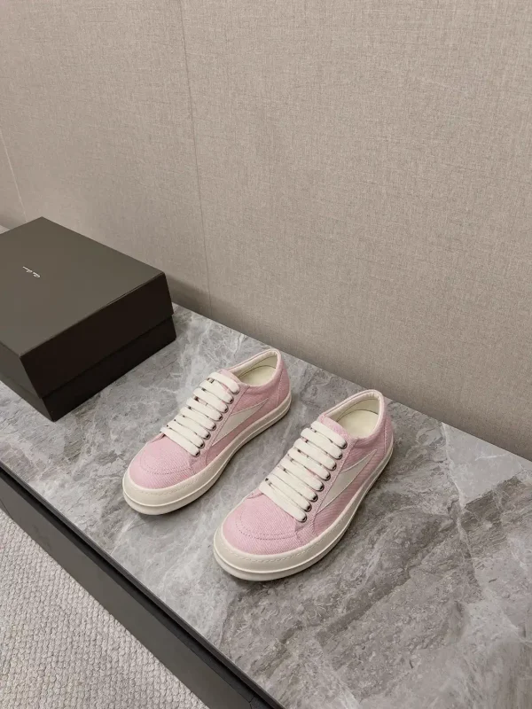 Low-Top Canvas Casual Sneakers image 1