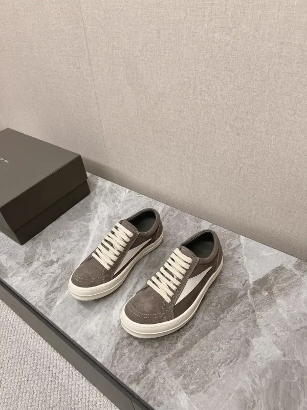 Suede Low-Top Casual Sneakers image 1