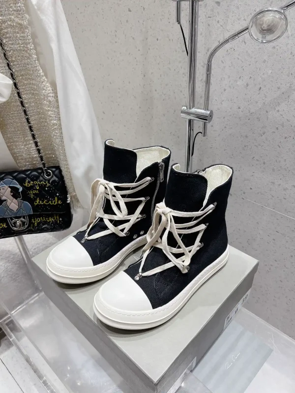 Rick Owens 24ss High-Top Lace-Up Biker Ankle Boots image 1