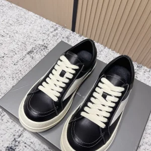 Men's 2025 New Casual Leather Sneakers image 1