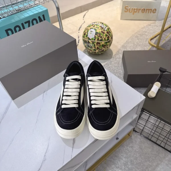 Suede Low-Top Casual Sneakers image 1