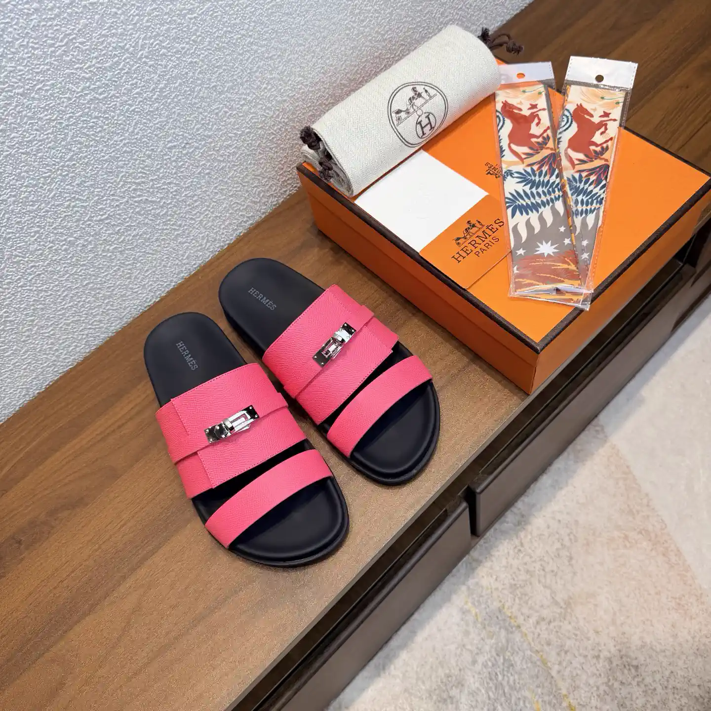 HERMES Kazimir Unisex Sandals Classic Color image 1