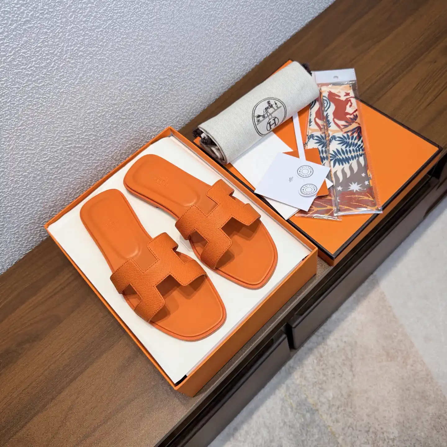 HERMES Oran Leather Sandals image 1