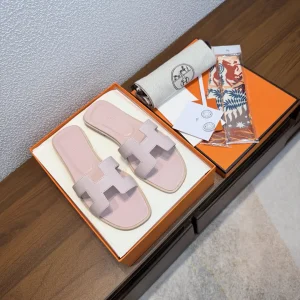 Hermès Oran Leather Sandals image 1