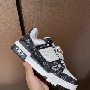Louis Vuitton Trainer Sneakers image 1