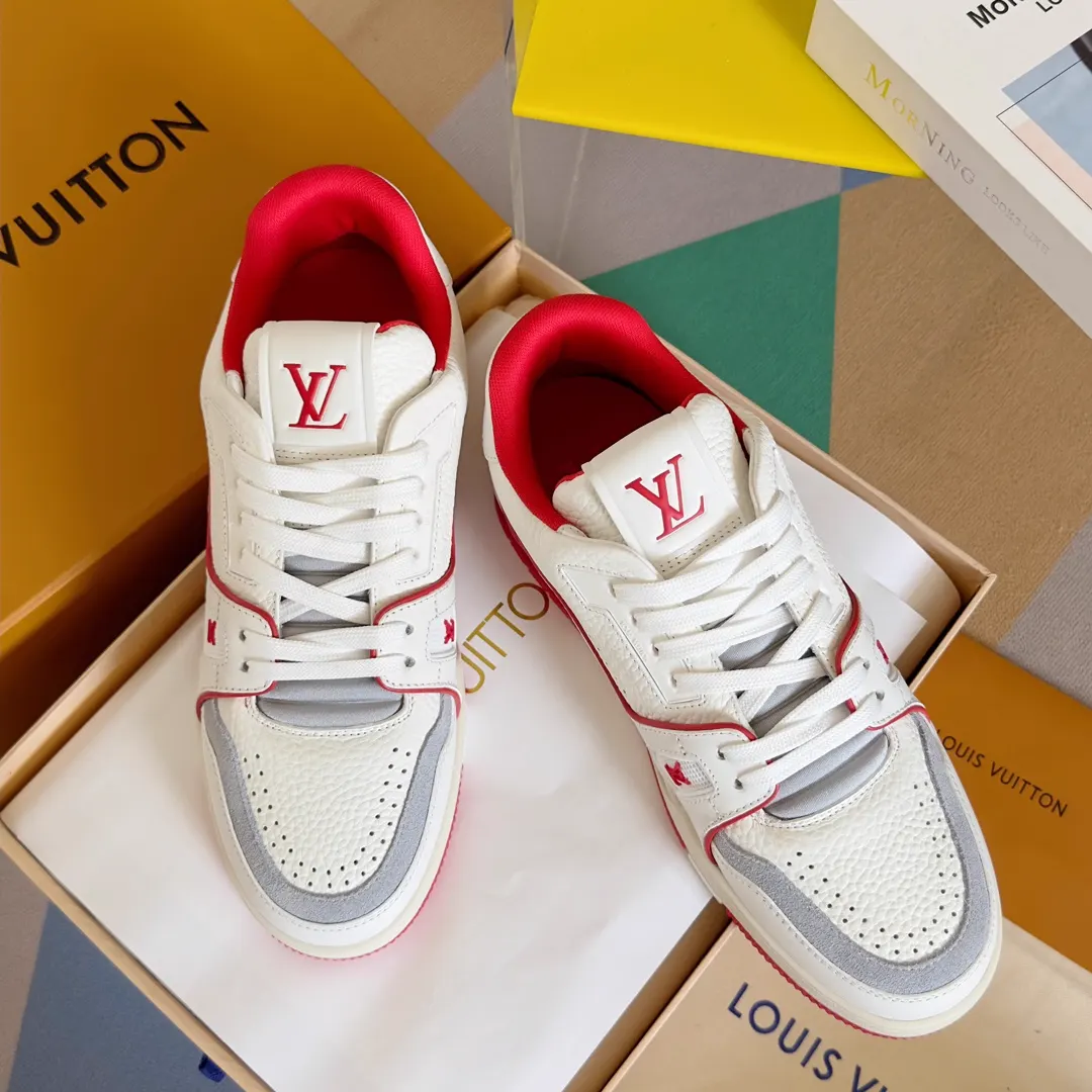 Louis Vuitton 20 image 1