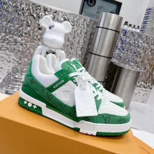 TRAINER Retro Basketball Sneakers image 1