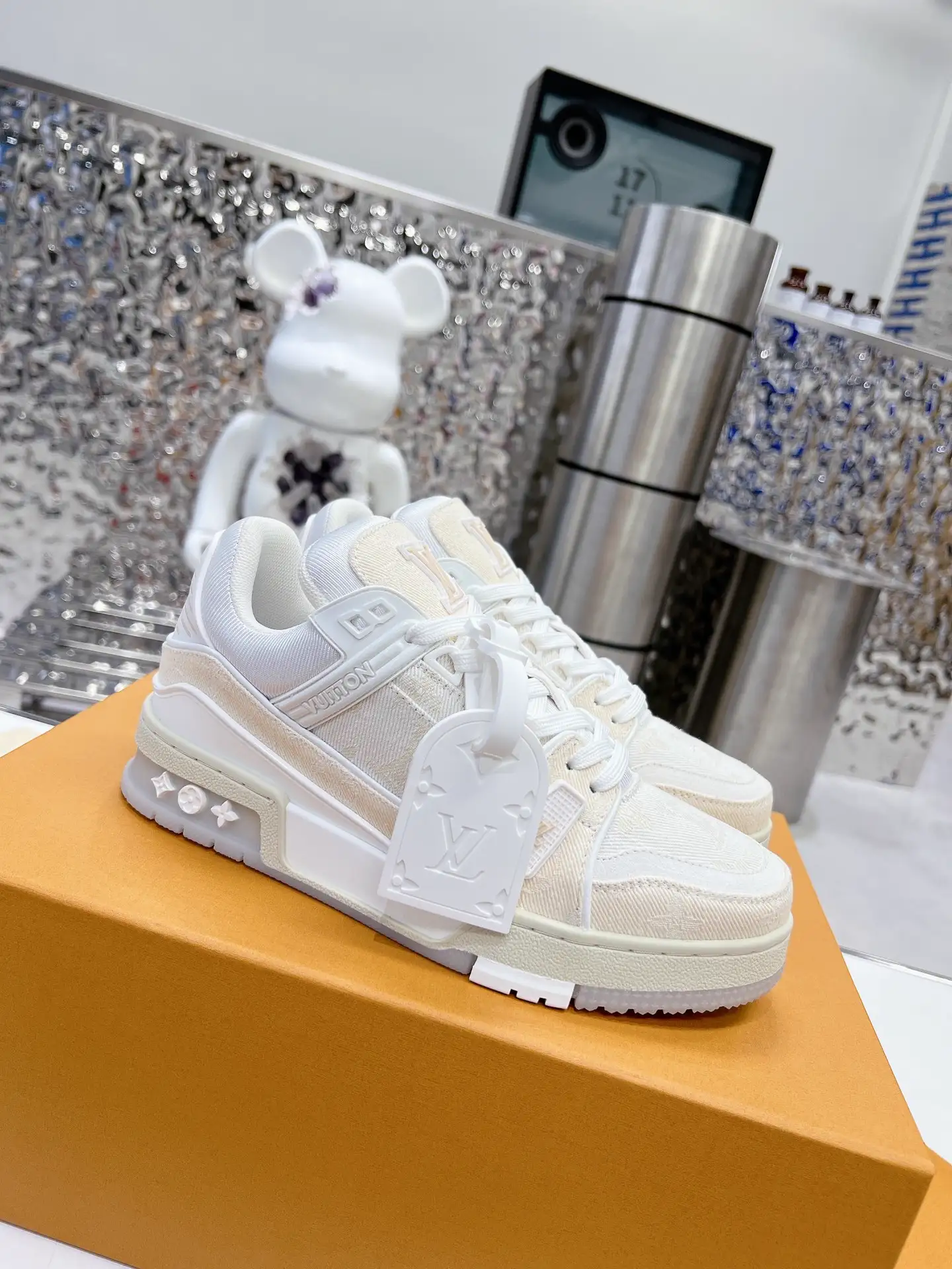 2023 New TRAINER Retro Basketball Sneakers image 1