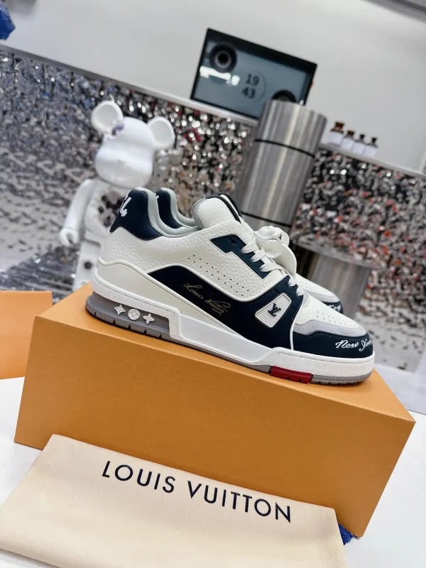 TRA 2023 Retro Basketball Sneakers image 1