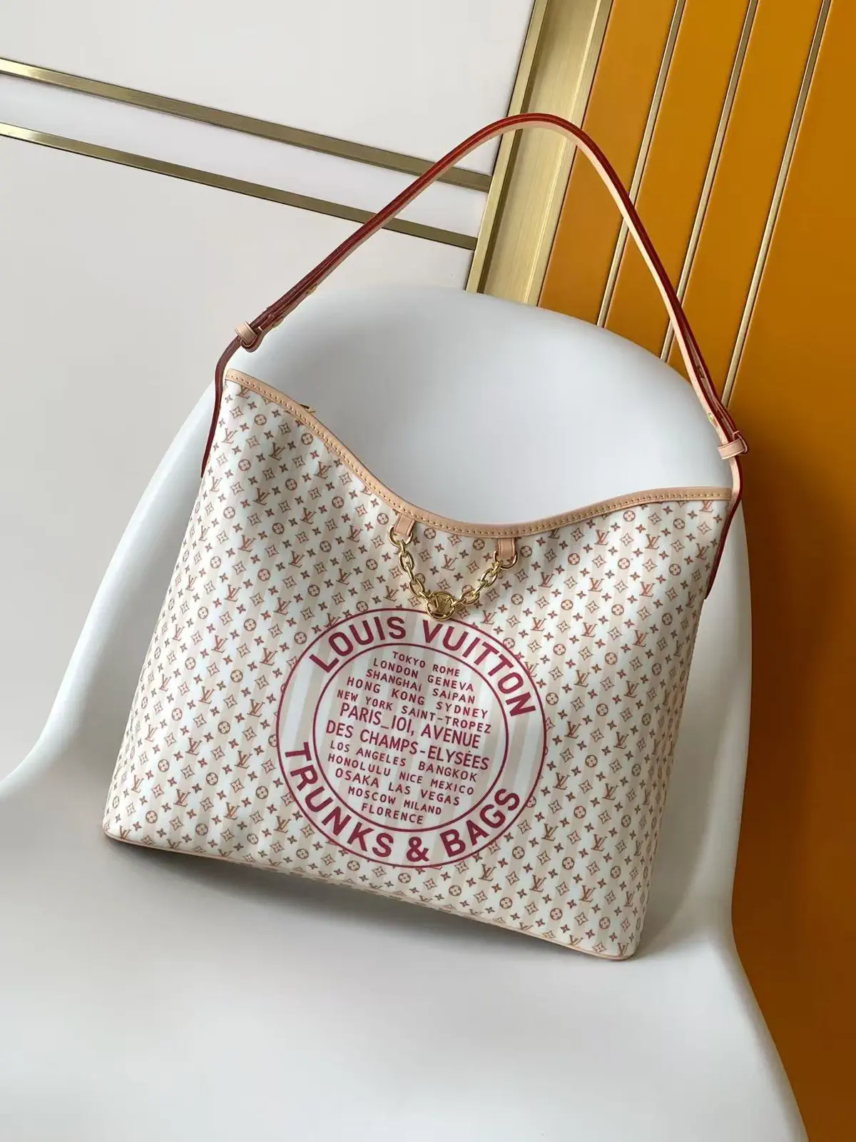 Louis Vuitton LineUp MM Monogram Shoulder Bag image 1