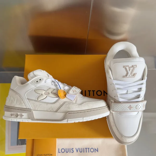 TARINE Casual Trainer image 1