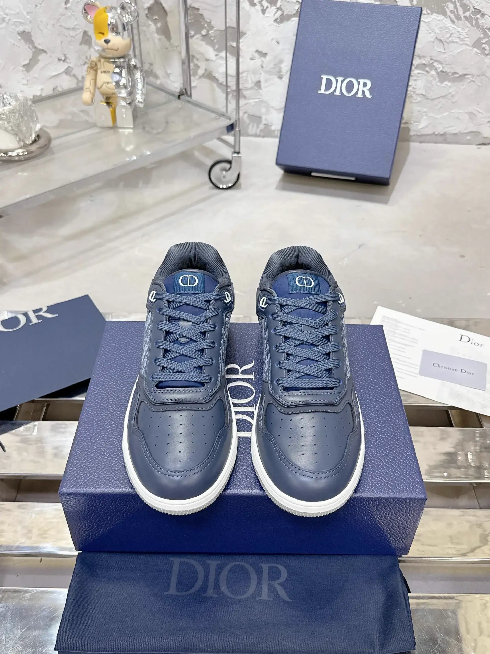 B27 Series Couple Style Monogram Stone Texture Casual Shoes image 1