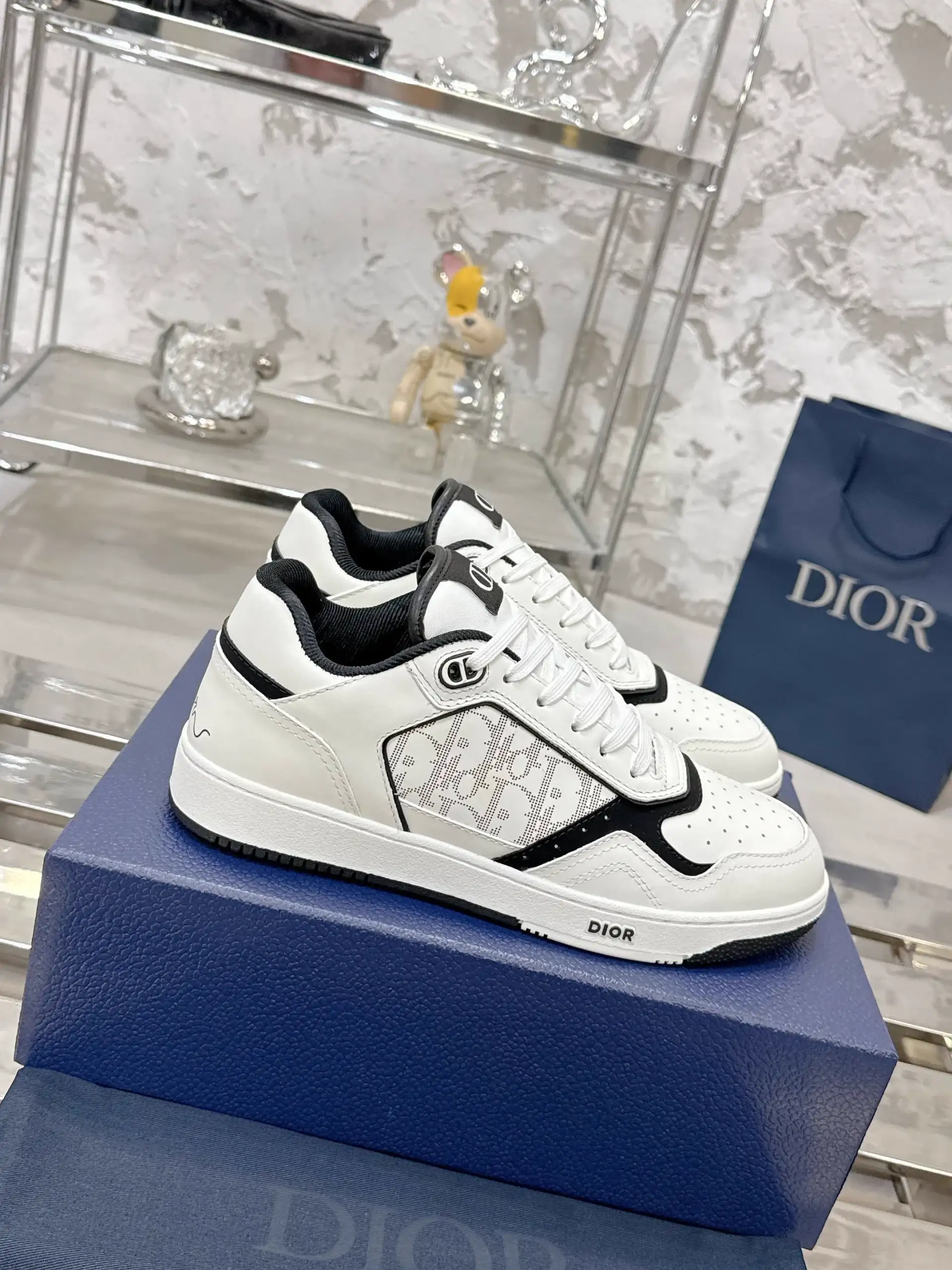 Couple Monogram Stone Texture Casual Shoes image 1
