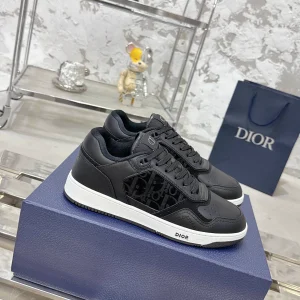B27 Series Couple Style Monogram Stone Texture Casual Shoes image 1