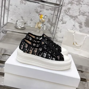 Dior Walkn Series Oblique Embroidery Platform Canvas Shoes image 1