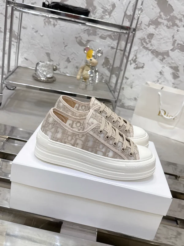 Dior Walkn Series Oblique Embroidery Platform Canvas Shoes image 1