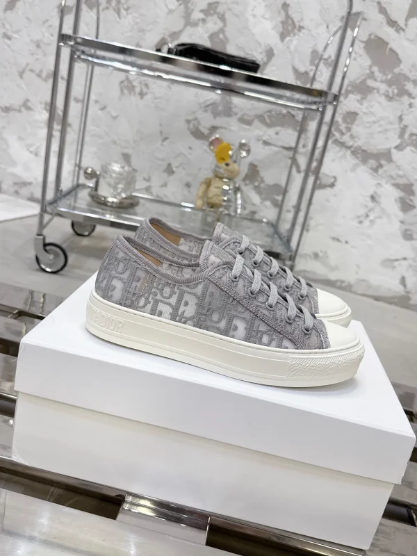 Dior Walkn Series Oblique Embroidery Platform Canvas Shoes image 1