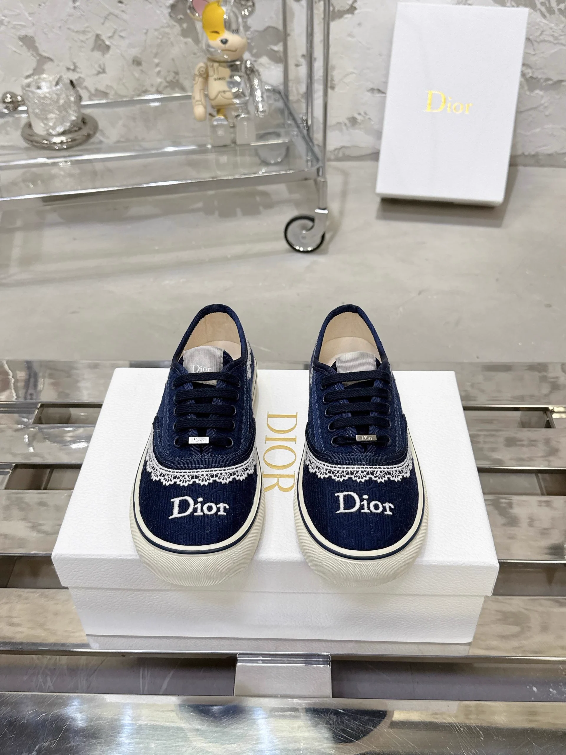Dior Saltwind Retro Oblique Canvas Sneakers image 1