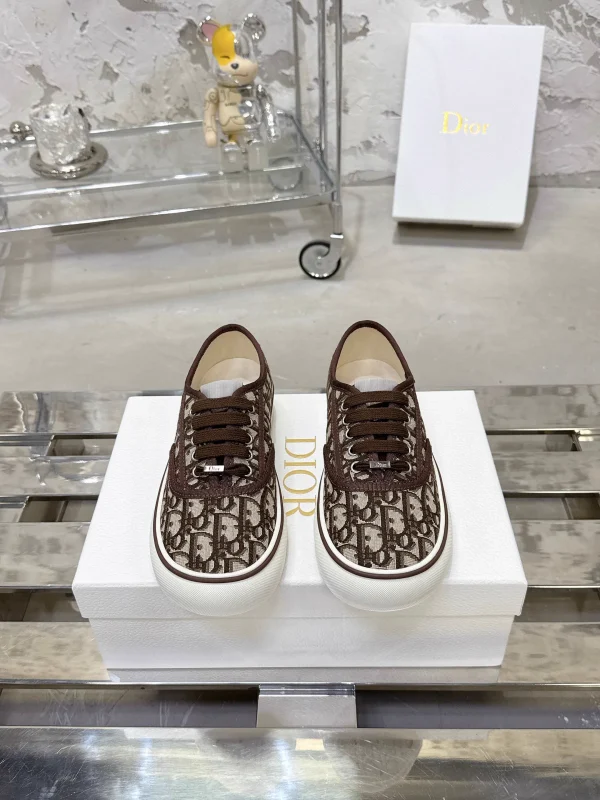 Dior Saltwind Series Retro image 1
