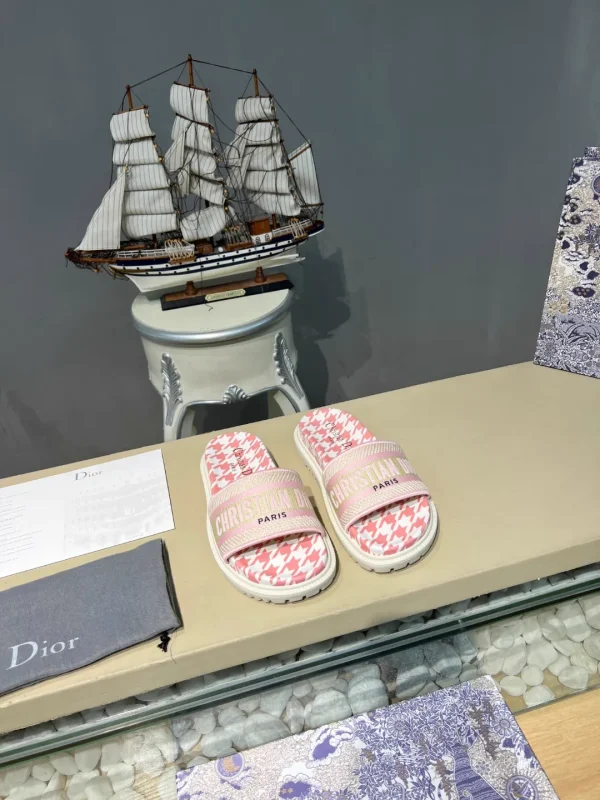 DIOR Early Spring Platform Shoes image 1