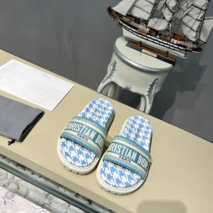 DIOR Early Spring Jacquard Embroidery Platform Slippers image 1