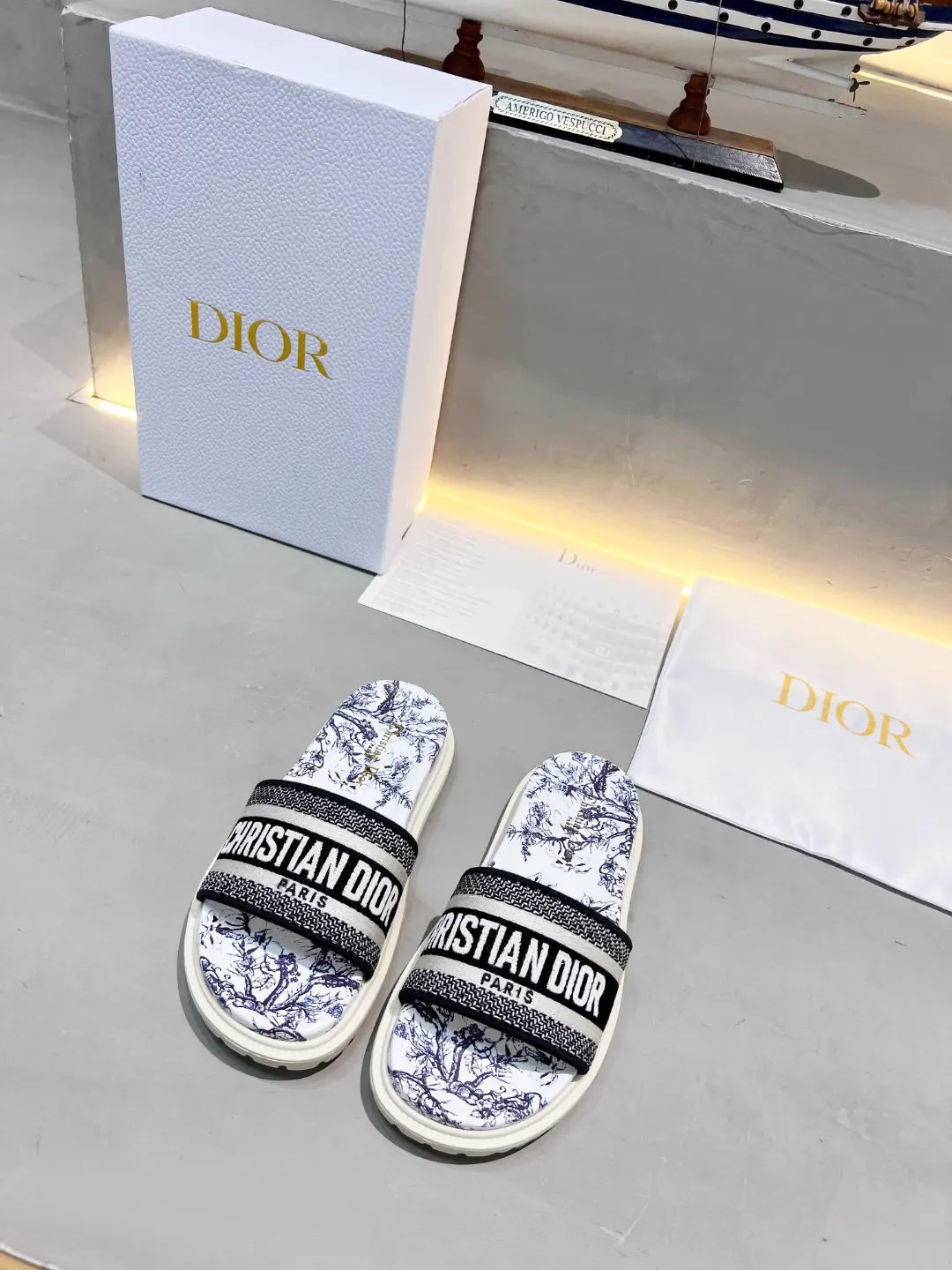 DIOR Early Spring Jacquard Embroidery Platform Slippers image 1