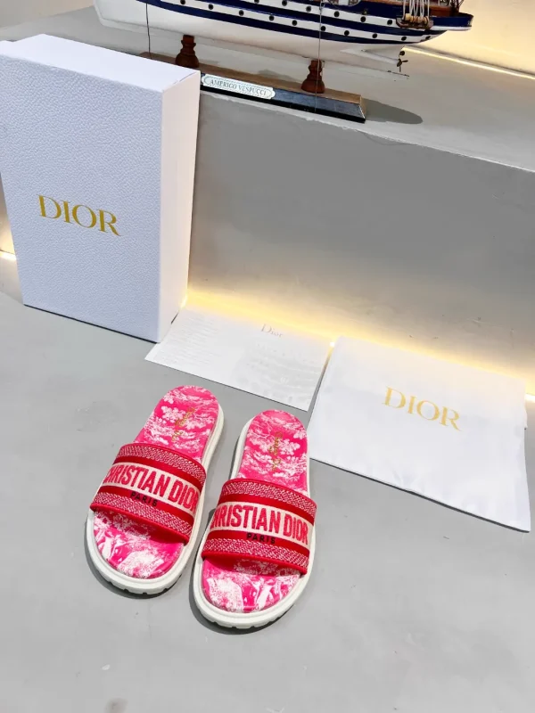 DIOR Early Spring Jacquard Embroidery Platform Shoes image 1