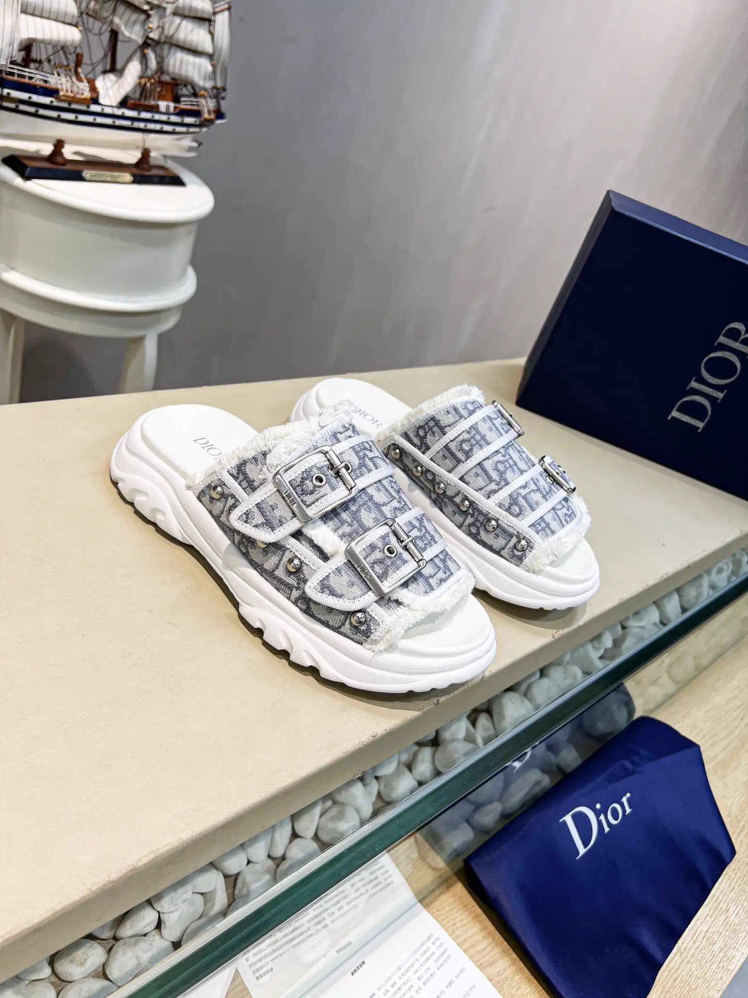 Dior High Version Original Sole Shoes image 1
