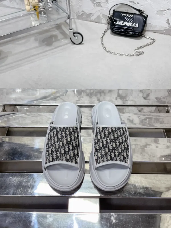 Dior H-Town Series Obl image 1