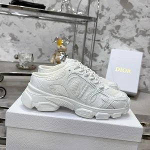 CONO Ultra-light TPU Combination Outsole Shoes image 1