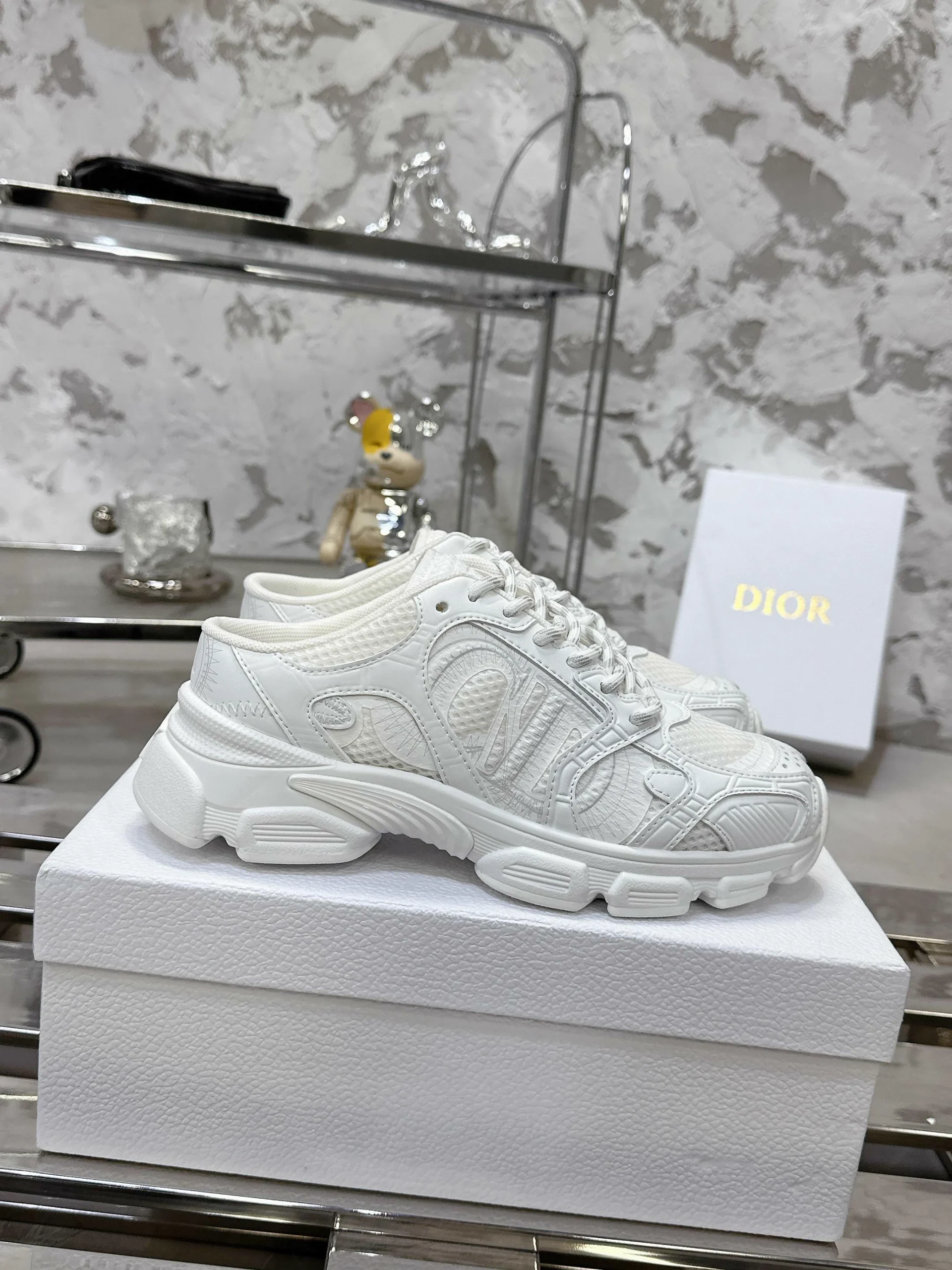 CONO Ultra-light TPU Combination Outsole Shoes image 1