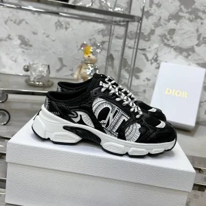 CONO Ultra-light Ultra-soft TPU Outsole Shoes image 1