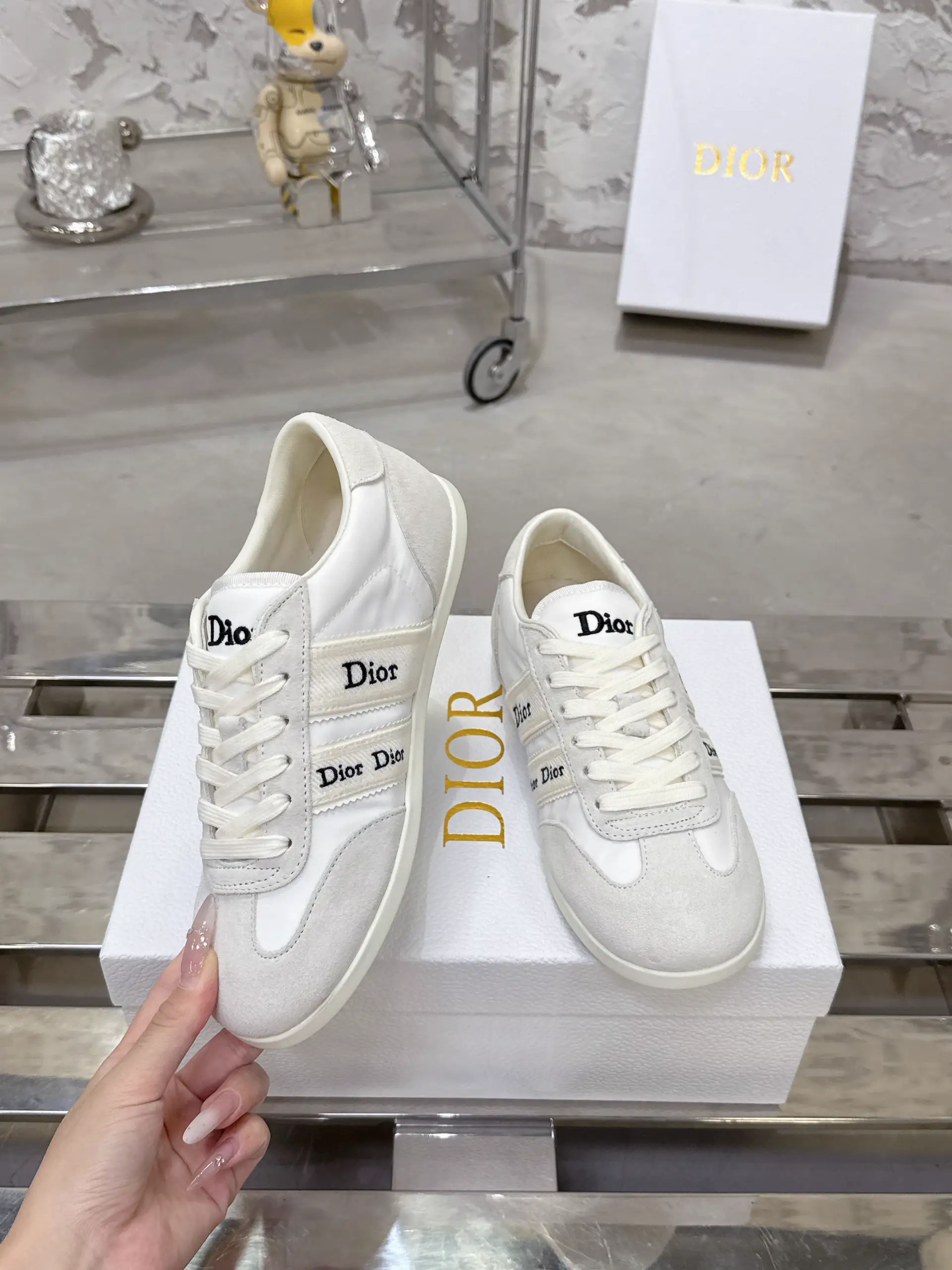 Dior Ribbon Series Casual Sneakers image 1