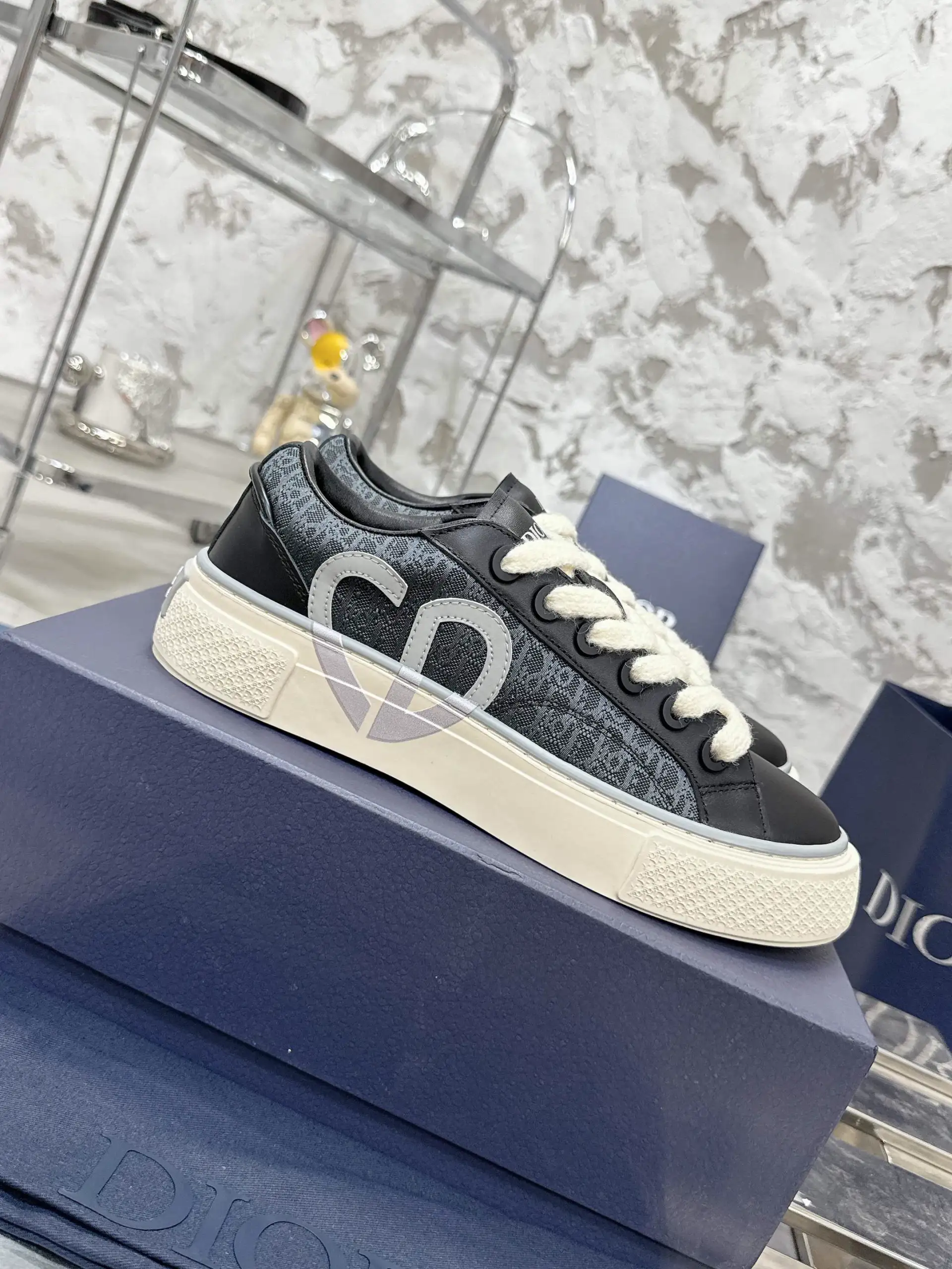 B33 Series Unisex Casual Skate Shoes image 1