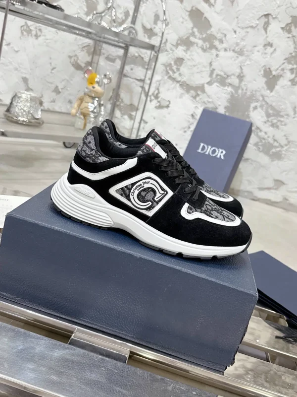 B30 Series Chunky Sneakers image 1