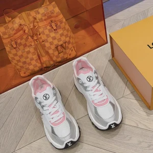 LV Run55 Sneakers 2023 New Color image 1