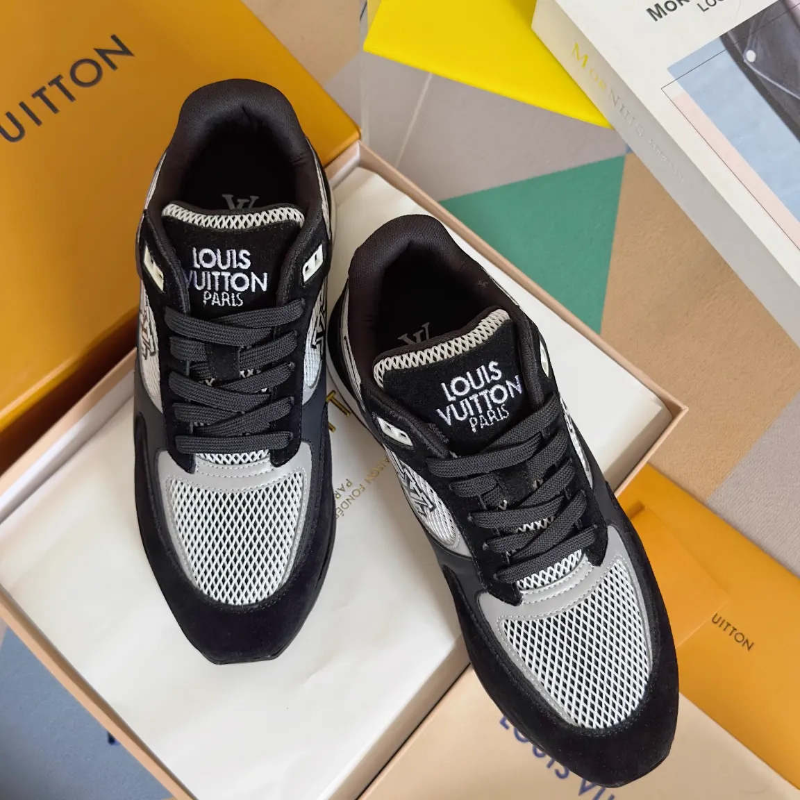 Louis Vuitton Run Away Elevator Casual Sneakers 2024ss image 1