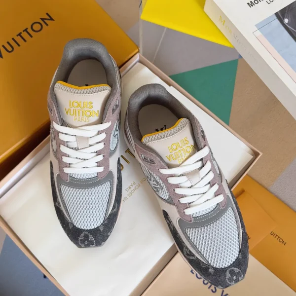 Louis Vuitton Run Away Elevator Casual Sneakers 2024ss image 1
