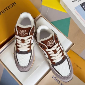Louis Vuitton Run Away Elevator Casual Sneakers 2024ss image 1