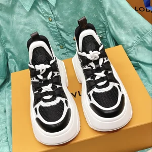 2023 LV Latest Runway Chunky Sneakers image 1
