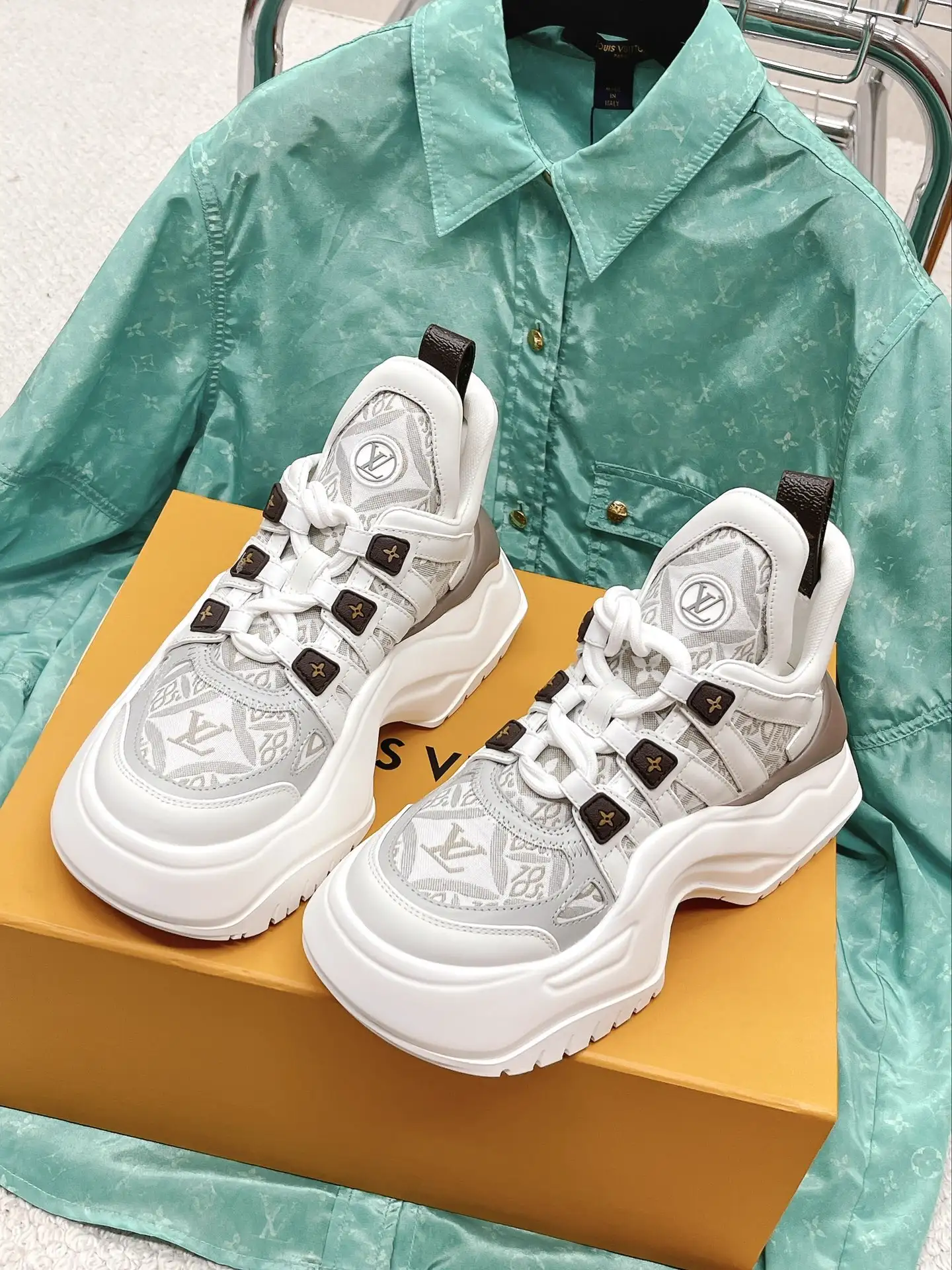 2023 LV Latest Runway Chunky Sneakers image 1