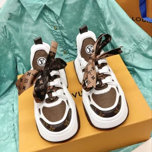 2023 LV Latest Runway Chunky Sneakers image 1