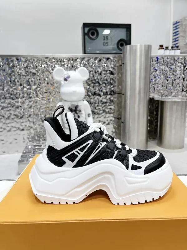 LV Cruise23 Women's Archlight 2.0 Sneakers image 1