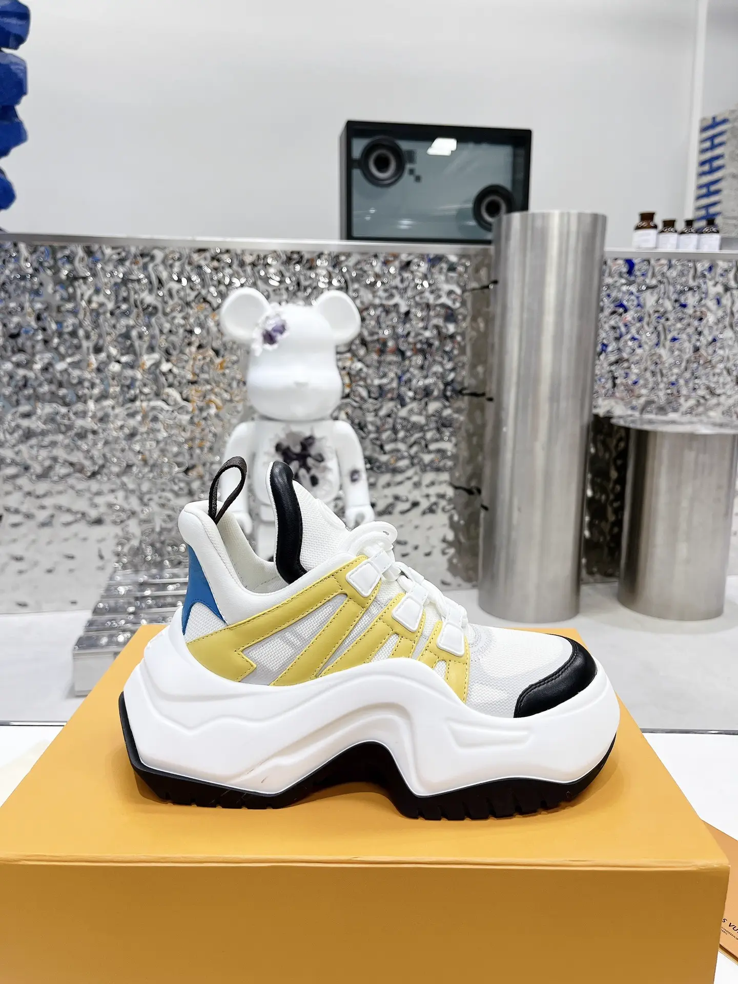 LV Cruise23 Women's Archlight 2.0 Sneakers image 1